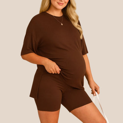 Maternity Comfort Tee & Shorts Two-Piece - Lunettaco